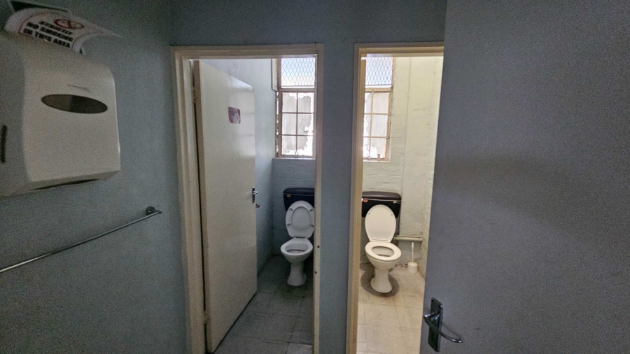 To Let commercial Property for Rent in Parow Industrial Western Cape
